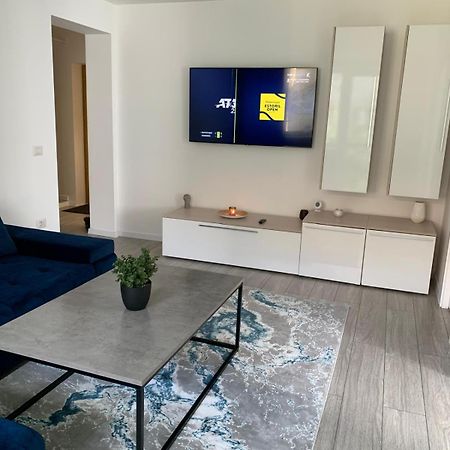 Rose Apartment Piatra Neamţ 外观 照片